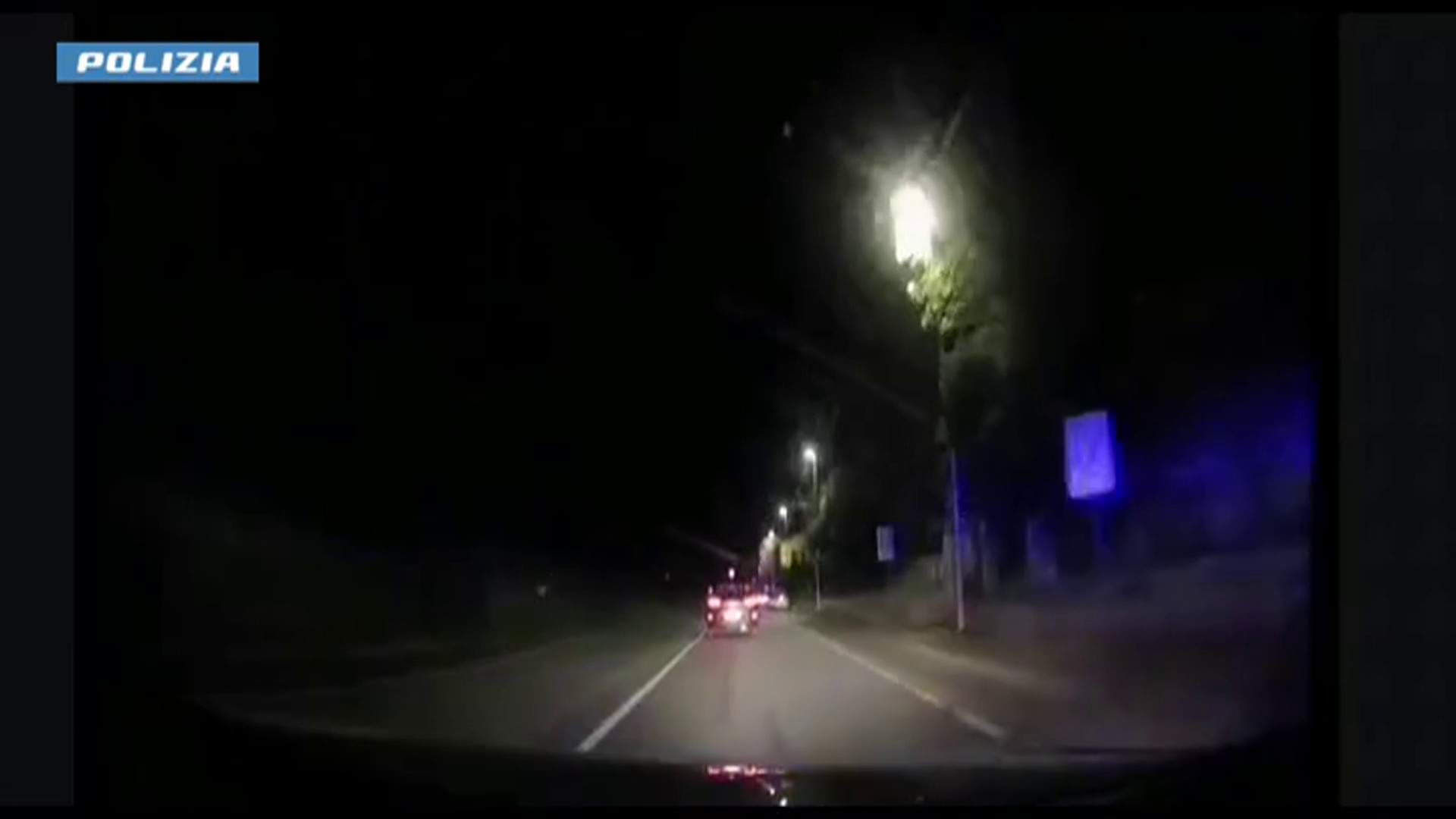 Arrestati dopo inseguimento per le strade di Pesaro, le immagini