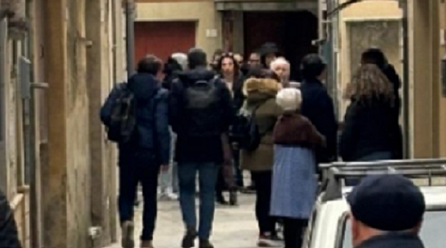 Tragedia familiare a Enna, figlio uccide il padre