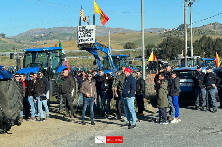 Agricoltori, Fmi, “rialzo prezzi se continuano proteste”