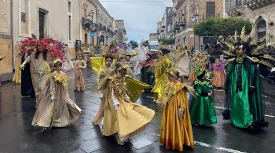 Carnevale a Valguarnera “salvato” da gruppi locali e scuole