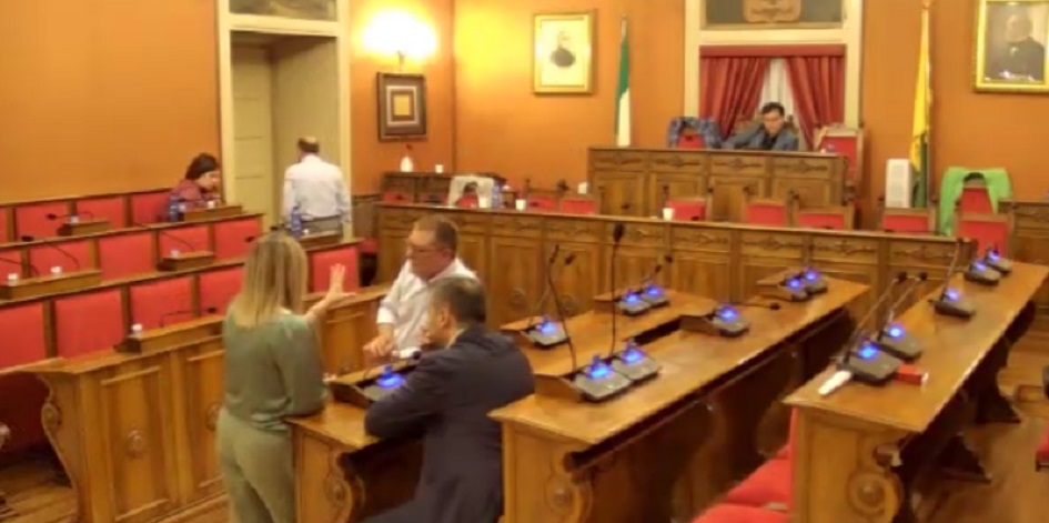 Pace tra sindaco e opposizione su crisi idrica, “unire le forze”