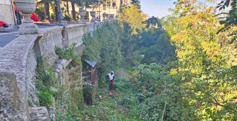 Belvedere, bonifica per rimuovere i rifiuti