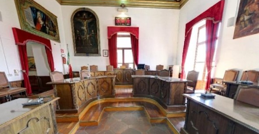 Bilancio, è scontro a Piazza tra maggioranza e opposizione