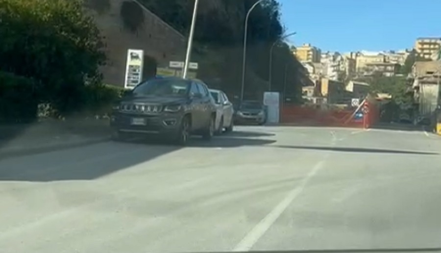 Lavori in via Pergusa, modifiche nella mobilità