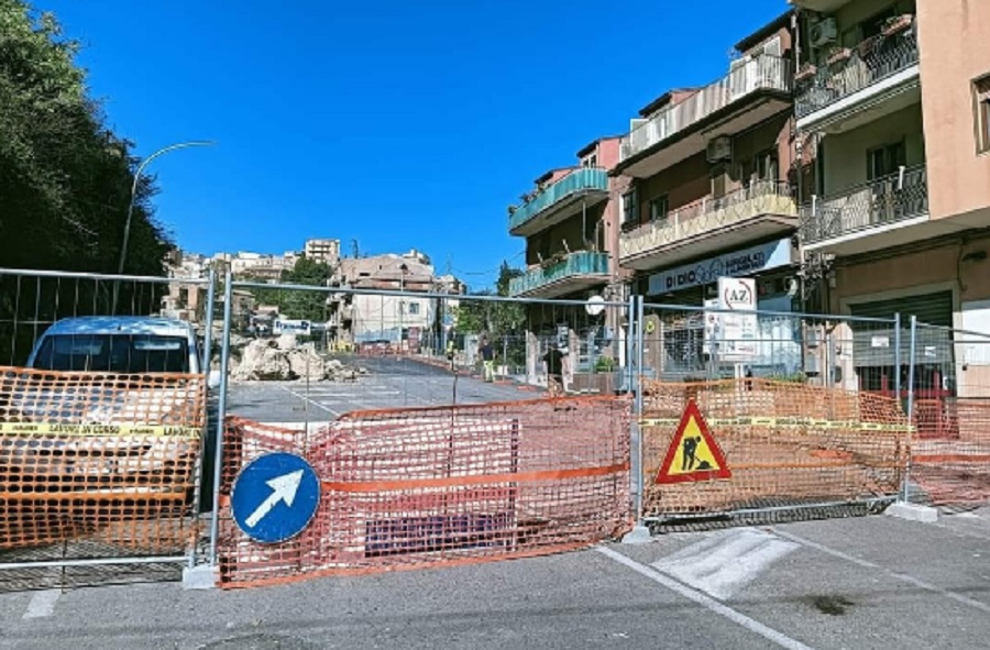 Sp2 chiusa, Comune al Genio civile, “doppio senso su via Pergusa”