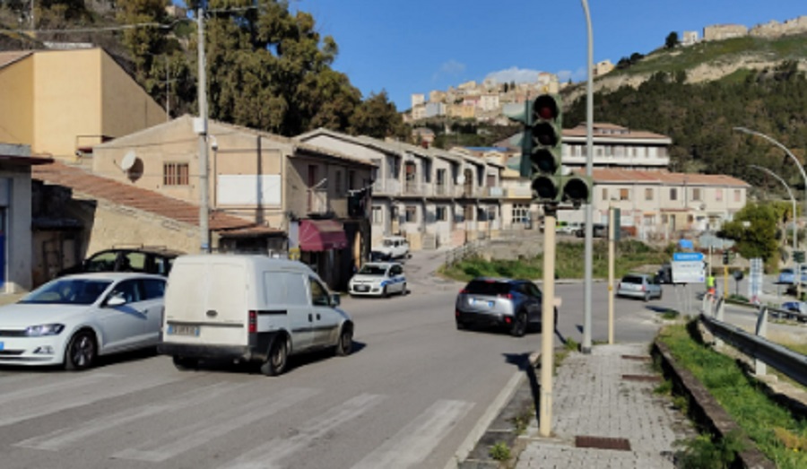 Semaforo di Scifitello in tilt, Polizia municipale “prudenza nella guida”