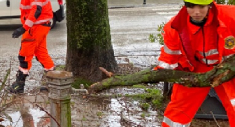 Enna perde pezzi, cede un’altra strada, chiusa via San Nicola