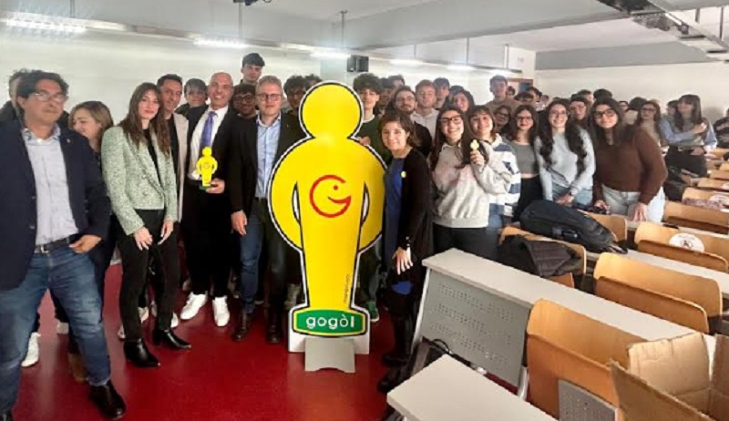 Marketing del sorriso, il Gogol alla Kore di Enna
