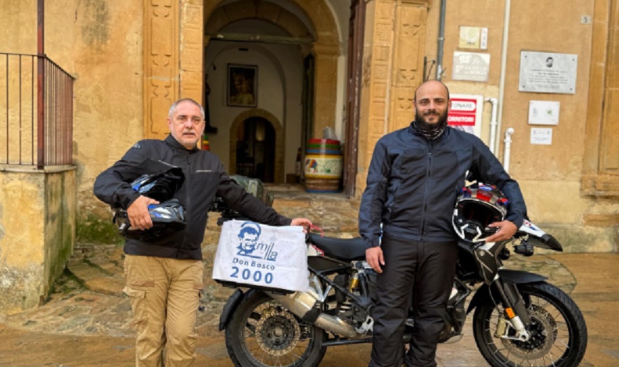 Da Palermo a Dakar in moto per un ospedale, la missione della Don Bosco 2000