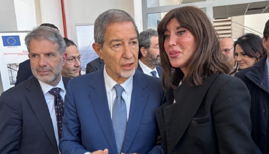 Il ministro Bernini alla Kore, “Enna presidio per medici di qualità”