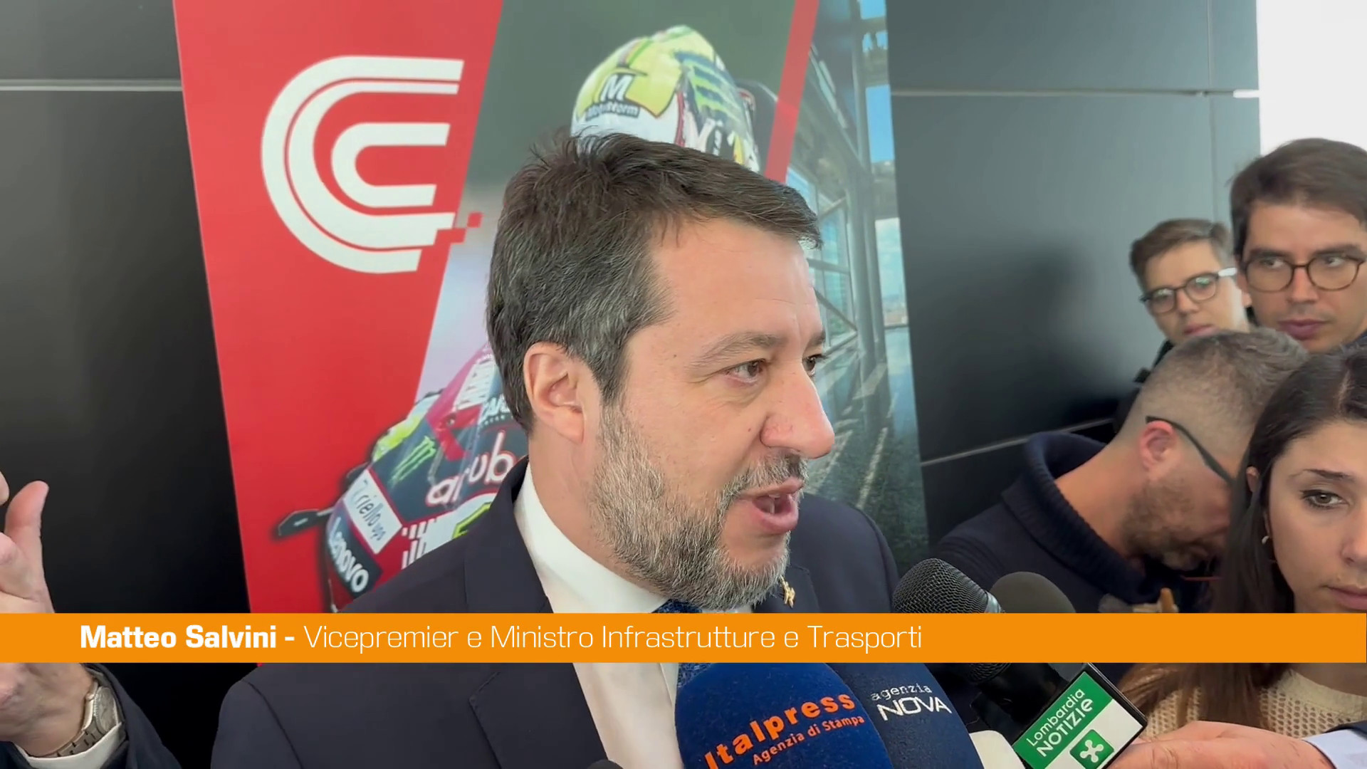 Ucraina, Salvini “No a esercito mandato da quel matto di Macron”