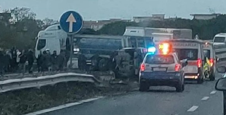 Sangue sulle strade siciliane, 1 morto e 8 feriti