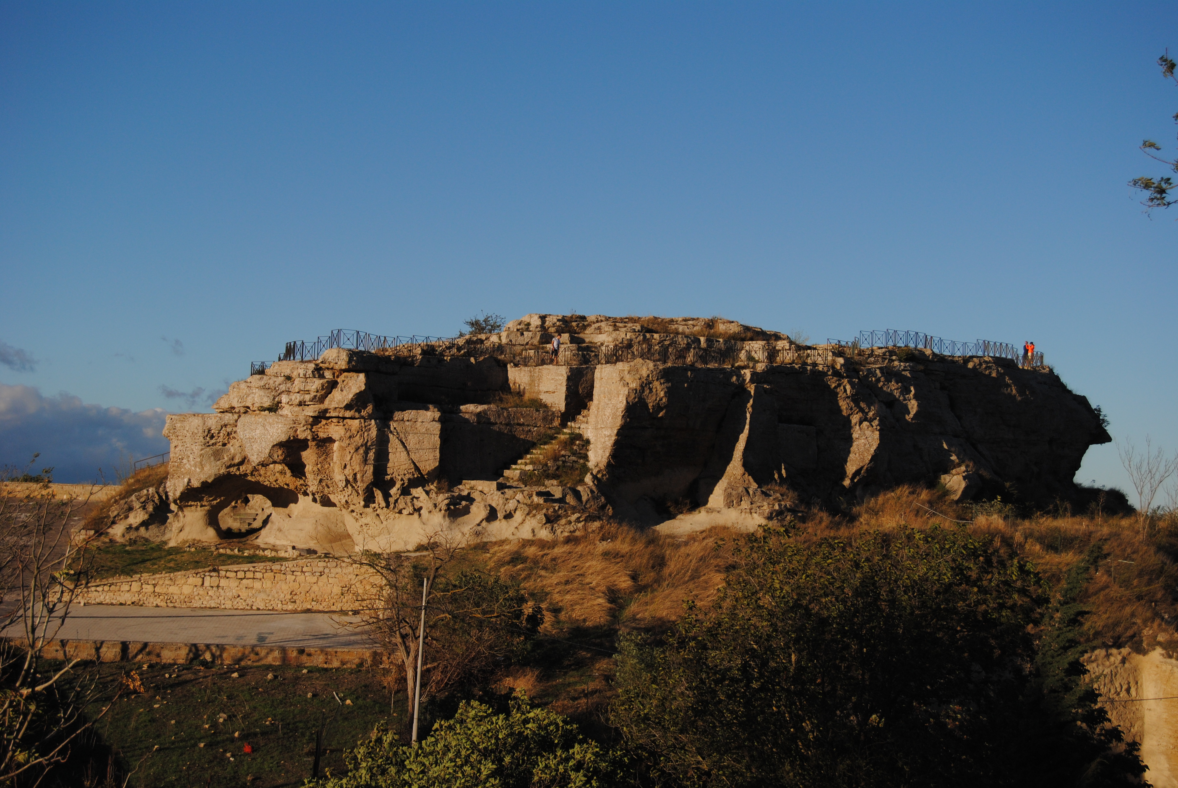 Rocca di Cerere UNESCO GlobalPark in Puglia per il festival della Biodiversità