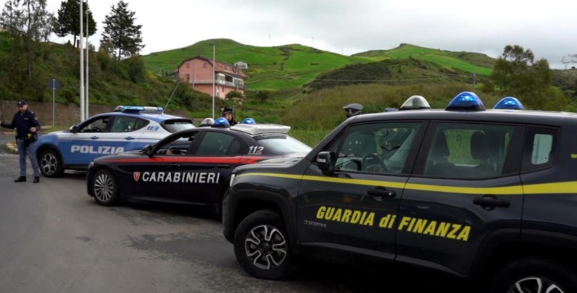Locali pubblici senza licenza, 2 denunciati ad Agira