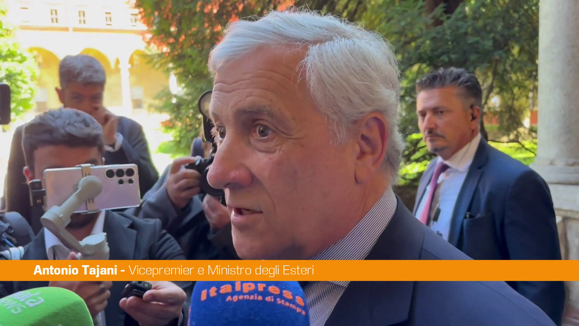 Unicredit, Tajani “Sul golden power ho delle riserve”