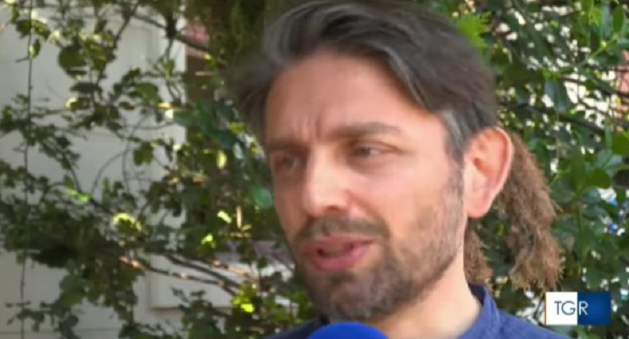 Il dramma di un medico piazzese, “la mia compagna e mio figlio bloccati in Iran”