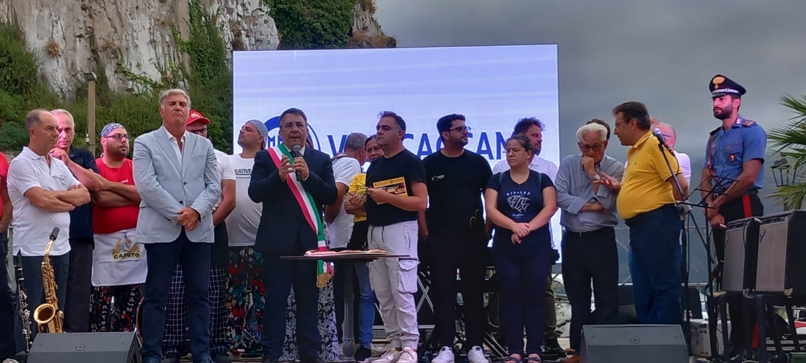 Gualdani inaugura la sesta edizione della “Festa della pizza” di Caccamo